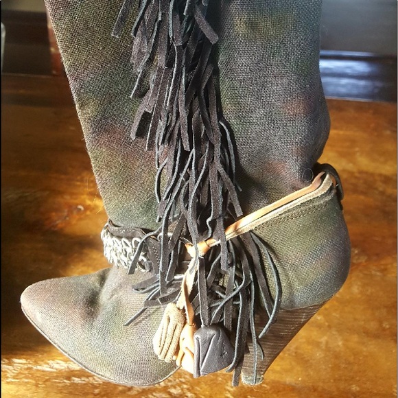 Amazing camouflage boots . - Picture 2 of 2